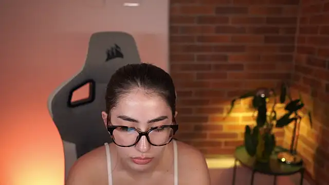 anyacutex online show from 01-17-25, 10:34