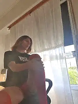 Snapshot of Yerucita chatting on 03-15-25, 08:32 Yerucita online show from 03-15-25, 08:32