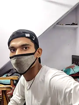 Snapshot of Habibi_big_b chatting on 12-09-24, 08:11 Habibi big b online show from 12-09-24, 08:11