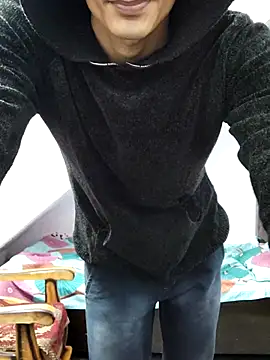 Snapshot of Habibi_big_b chatting on 01-01-25, 11:38 Habibi big b online show from 01-01-25, 11:38