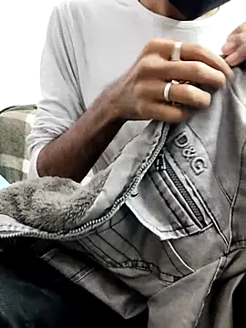 Snapshot of Habibi_big_b chatting on 02-08-25, 07:59 Habibi big b online show from 02-08-25, 07:59