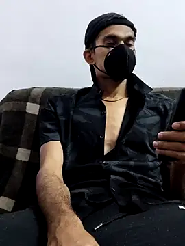 Snapshot of Habibi_big_b chatting on 02-24-25, 05:31 Habibi big b online show from 02-24-25, 05:31