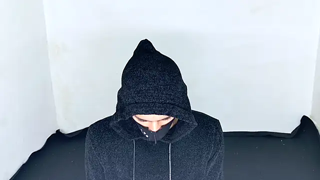 Snapshot of Habibi_big_b chatting on 11-26-25, 09:54 Habibi big b online show from 11-26-25, 09:54