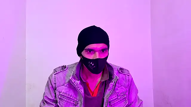 Snapshot of Habibi_big_b chatting on 12-14-25, 05:57 Habibi big b online show from 12-14-25, 05:57