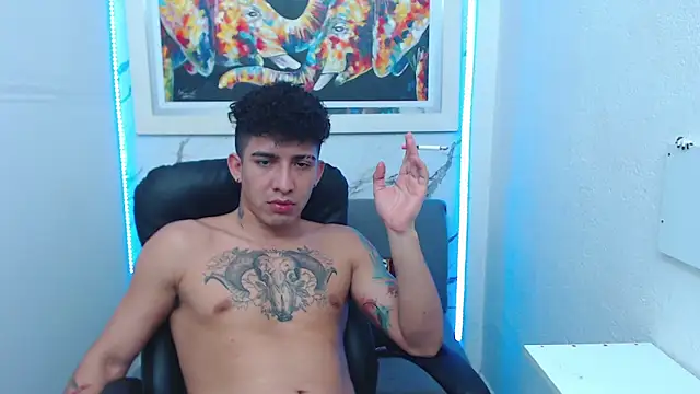 targuerian22 online show from 10-05-25, 04:00