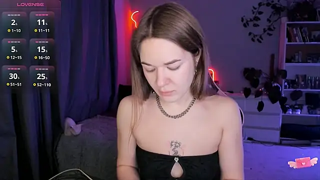 ami amour  online show from 02-19-25, 07:59