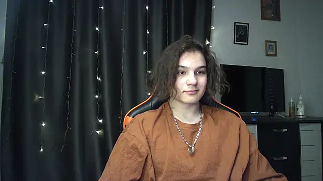 sweet lucifer666 online show from 03-20-25, 07:25