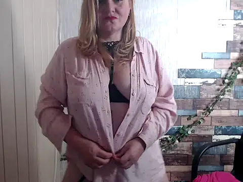 DaniellaKiss online show from 10-02-25, 06:59