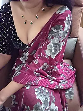 Snapshot of Roja-Telugu777 chatting on 05-13-26, 12:19 Roja-Telugu777 online show from 05-13-26, 12:19