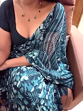 Snapshot of Roja-Telugu777 chatting on 05-21-26, 05:03 Roja-Telugu777 online show from 05-21-26, 05:03