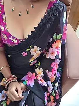 Snapshot of Roja-Telugu777 chatting on 05-26-26, 02:07 Roja-Telugu777 online show from 05-26-26, 02:07
