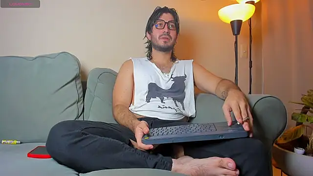 Ackerman Eren  online show from 09-29-25, 10:31