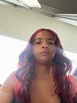 Laura fernandezII online show from 01-13-26, 02:33