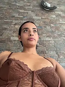 Laura fernandezII online show from 02-16-26, 08:27