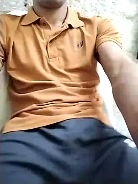 Snapshot of vicky0805 chatting on 12-25-24, 05:05 vicky0805 online show from 12-25-24, 05:05