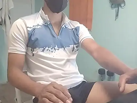 Snapshot of vicky0805 chatting on 03-18-25, 04:15 vicky0805 online show from 03-18-25, 04:15