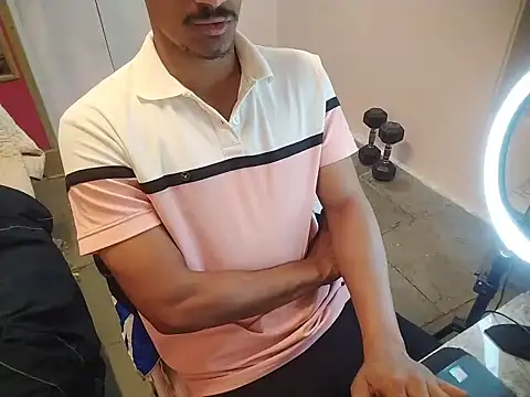 Snapshot of vicky0805 chatting on 09-30-25, 03:39 vicky0805 online show from 09-30-25, 03:39