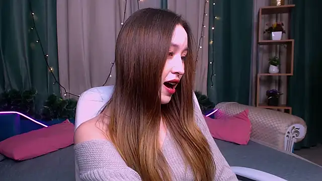 Ann  Cute online show from 12-22-24, 11:00