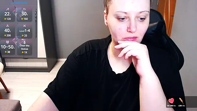 Snapshot of anna_claire chatting on 12-19-24, 10:42 anna claire online show from 12-19-24, 10:42