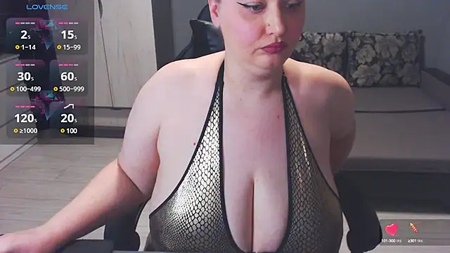 Snapshot of anna_claire chatting on 03-04-25, 12:29 anna claire online show from 03-04-25, 12:29