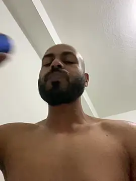 Snapshot of islandvybee55 chatting on 03-03-25, 12:59 islandvybee55 online show from 03-03-25, 12:59