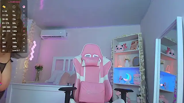 Snapshot of ely_cherry18 chatting on 12-20-25, 12:51 ely cherry18 online show from 12-20-25, 12:51