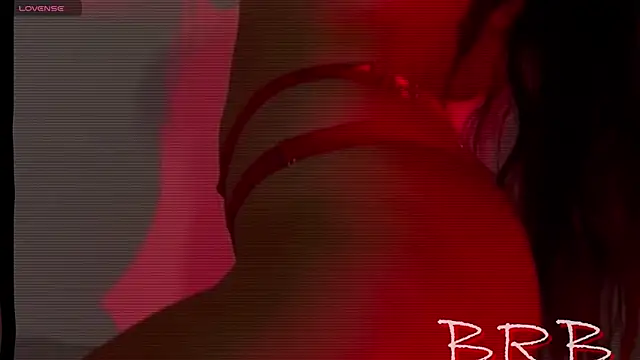 NahiaraEvans  online show from 10-04-25, 06:00