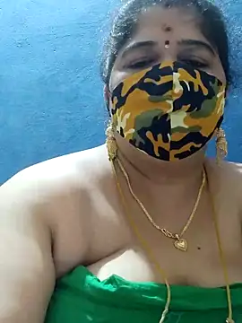 Snapshot of tamilthanushri chatting on 01-31-25, 08:12 tamilthanushri online show from 01-31-25, 08:12