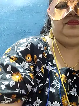 Snapshot of tamilthanushri chatting on 02-07-25, 01:01 tamilthanushri online show from 02-07-25, 01:01