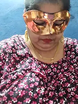 Snapshot of tamilthanushri chatting on 02-19-25, 01:17 tamilthanushri online show from 02-19-25, 01:17