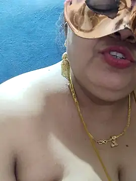 Snapshot of tamilthanushri chatting on 02-23-25, 02:46 tamilthanushri online show from 02-23-25, 02:46