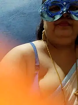 Snapshot of tamilthanushri chatting on 02-27-25, 10:59 tamilthanushri online show from 02-27-25, 10:59