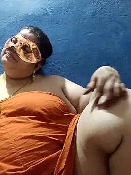 Snapshot of tamilthanushri chatting on 03-14-25, 09:43 tamilthanushri online show from 03-14-25, 09:43