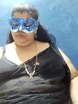 Snapshot of tamilthanushri chatting on 03-16-25, 06:31 tamilthanushri online show from 03-16-25, 06:31