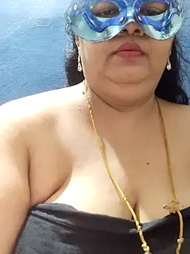 Snapshot of tamilthanushri chatting on 03-16-25, 07:49 tamilthanushri online show from 03-16-25, 07:49
