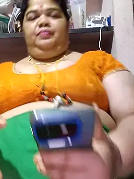 Snapshot of tamilthanushri chatting on 10-03-25, 08:06 tamilthanushri online show from 10-03-25, 08:06