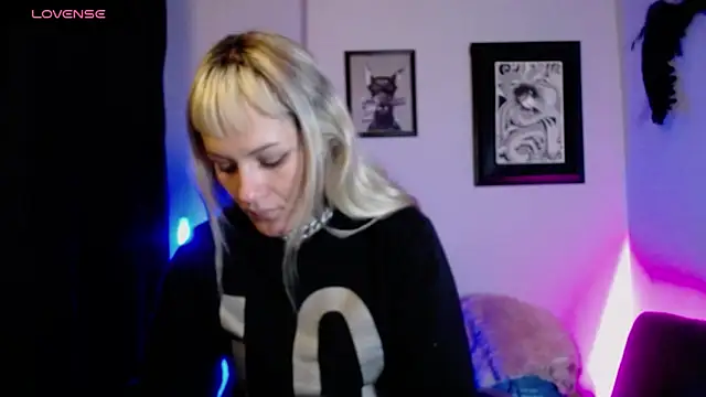 kim jeins11 online show from 10-16-25, 03:51