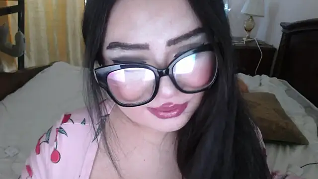 cutie sakura online show from 03-04-25, 04:17