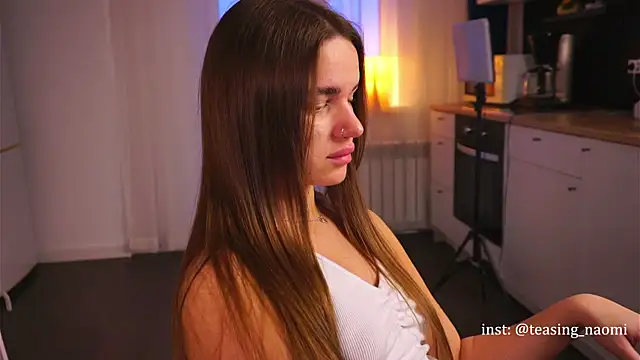 aesthetics  tease online show from 02-04-25, 02:28