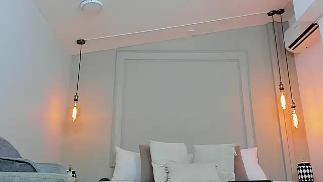 Dominick star online show from 02-11-25, 07:23