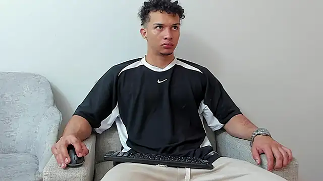 Dominick star online show from 02-17-25, 03:36