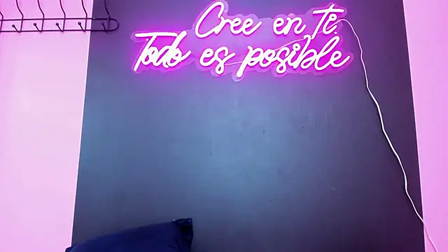 Snapshot of Sofi_Fox_ chatting on 03-05-25, 07:06 Sofi Fox  online show from 03-05-25, 07:06