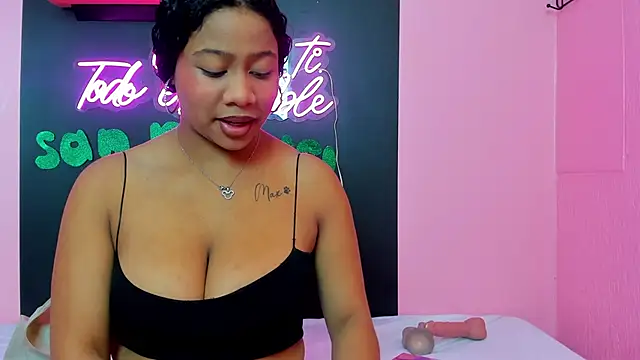 Snapshot of Sofi_Fox_ chatting on 03-16-25, 11:49 Sofi Fox  online show from 03-16-25, 11:49