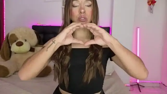 Sofieevans  online show from 04-13-26, 08:25