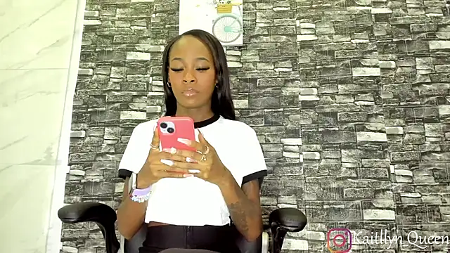 Snapshot of Kaitllyn_Queen chatting on 03-11-25, 12:22 Kaitllyn Queen online show from 03-11-25, 12:22