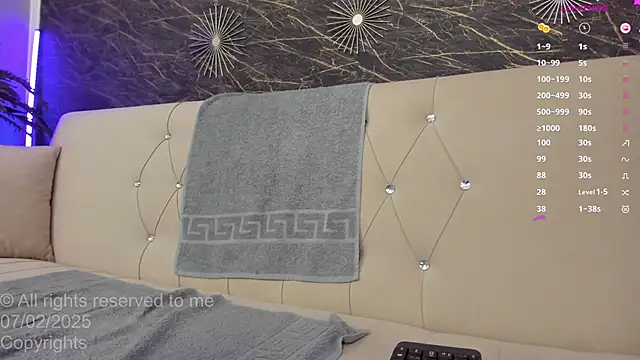 Snapshot of moona_ray chatting on 02-08-25, 05:18 moona ray online show from 02-08-25, 05:18