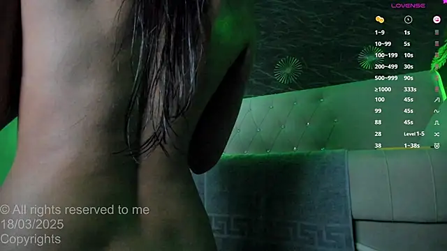 Snapshot of moona_ray chatting on 03-18-25, 11:09 moona ray online show from 03-18-25, 11:09