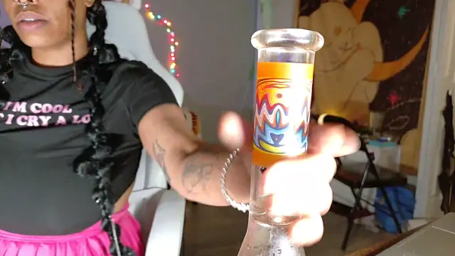 Snapshot of loveluna8 chatting on 02-07-25, 09:58 loveluna8 online show from 02-07-25, 09:58