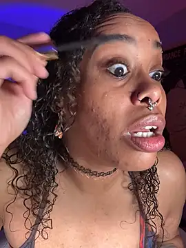 Snapshot of loveluna8 chatting on 02-20-25, 11:20 loveluna8 online show from 02-20-25, 11:20