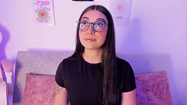 Snapshot of sensualhaven_ chatting on 01-13-25, 11:38 sensualhaven online show from 01-13-25, 11:38